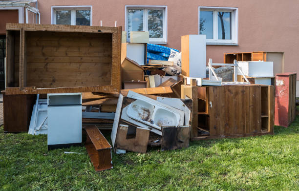 Household Junk Removal in Carbondale, KS